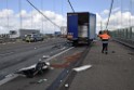 Schwerer LKW VU PKlemm A 4 Rich Olpe auf der Rodenkirchener Bruecke P308